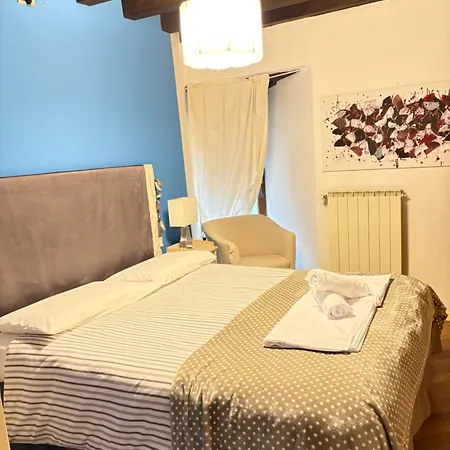 شقة Casa Torrazzo *